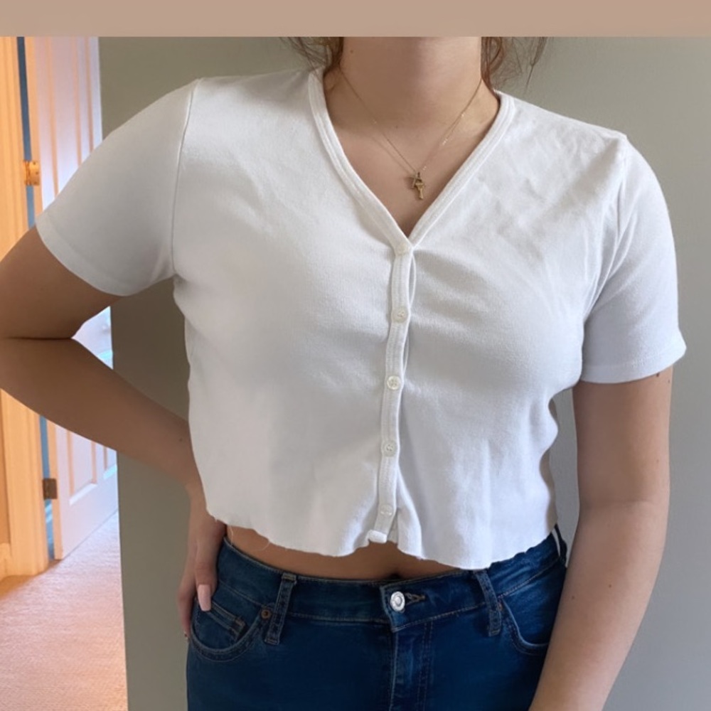 Brandy Melville White short sleeve crop top